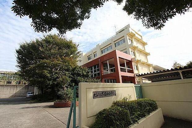 大和市立下福田中学校(約1,600m)