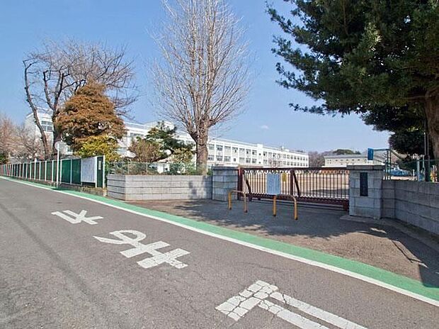 大和市立深見小学校(約450m)