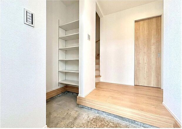 【玄関】
SIC付き