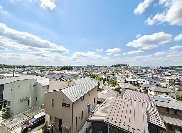 【住戸からの眺望写真】スーパーやコンビニまで徒歩10分圏内の閑静な住宅地♪