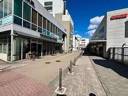 スターバックス コーヒー 鶴川店 800m(徒歩10分)