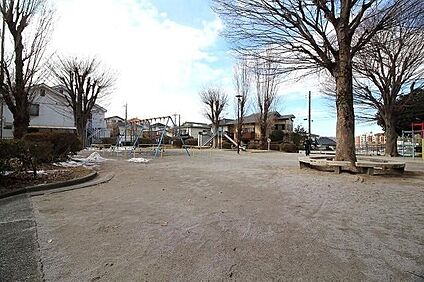 美山台中公園 180ｍ(徒歩3分)