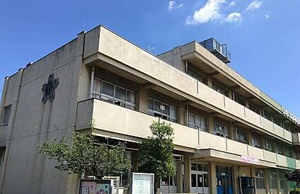 大谷小学校 640m(徒歩8分)