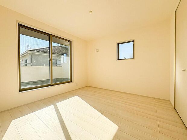 【【洋室 6帖】】充実した生活は伸びやかな居室空間から始まります。快適に・伸びやかに。心の潤いを求める方々へ。