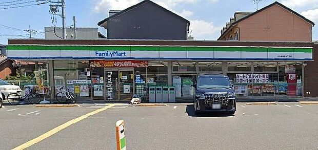 ファミリーマート川口中青木五丁目店(約431m)