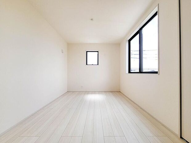 【リビング以外の居室】家族とのコミュニケーションが取りやすい拘り設計。快適な居住空間を演出し、新生活をより潤いある時間へ代えてくれます。