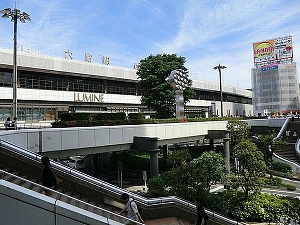 大宮駅(約4,500m)