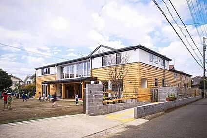 小平あおば幼稚園 76m(徒歩1分)