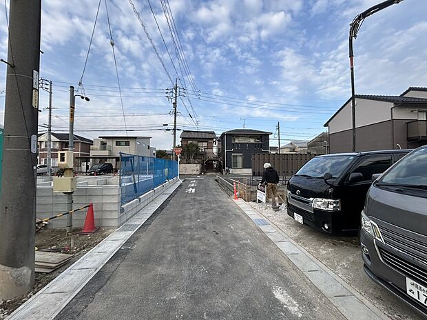 前面道路(2025年12月撮影)