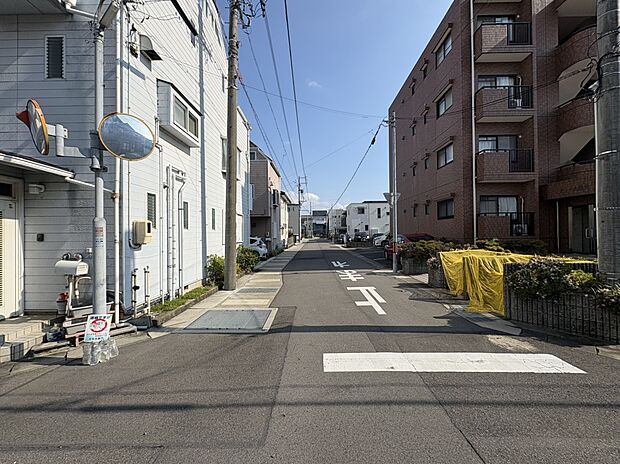 前面道路
(2026年6月撮影)