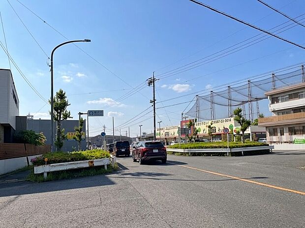 前面道路 北側
2026年4月撮影