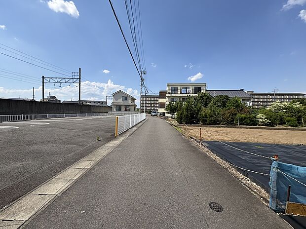 前面道路(2026年6月撮影)