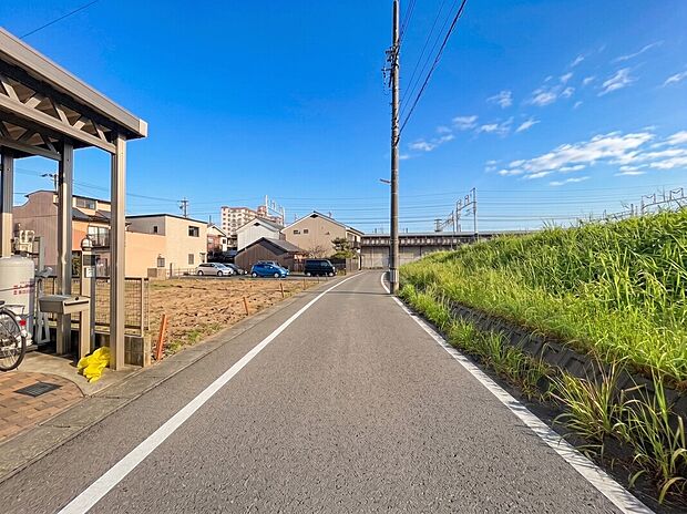 前面道路 南側