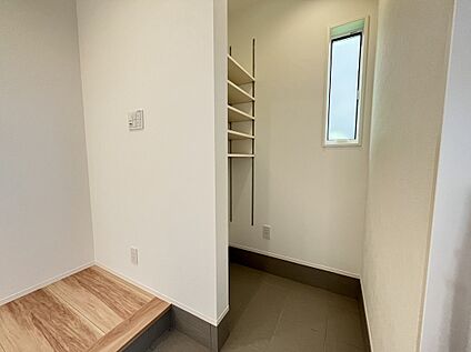 土間収納　C号棟現地写真