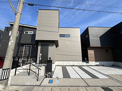 外観　B号棟現地写真