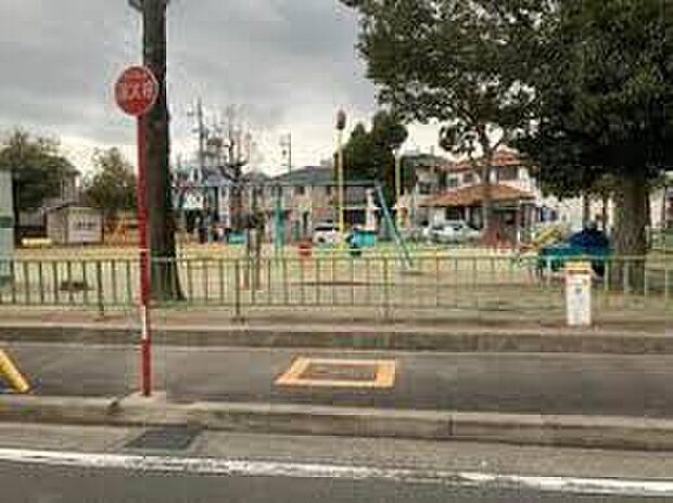 内田橋南第二公園（約300m）