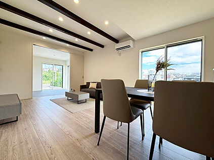 リビング　B号棟