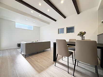 リビング　C号棟