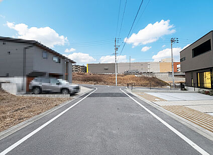 南側前面道路