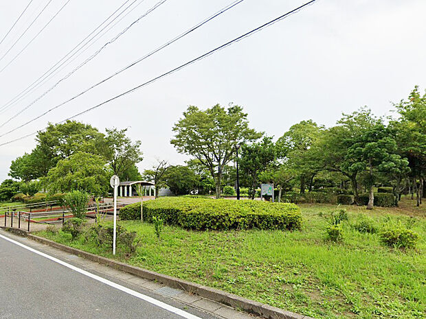 東郷町ふれあい広場(約500m)