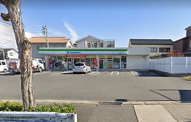 ファミリーマート守山高島町店(約740m)