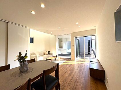 リビング A号棟