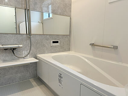 リクシル　システムバスルーム「AX」