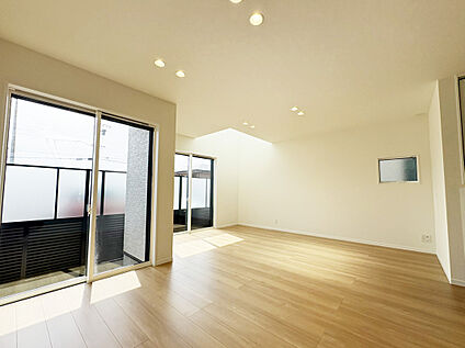 リビング C号棟