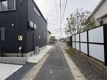前面道路(2026年4月撮影)