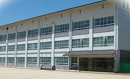 守山中学校 380ｍ(徒歩5分)