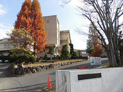 東郷町立東郷小学校 750ｍ(徒歩10分)