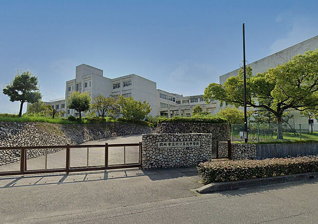 岡崎市立六ツ美北中学校(約1,300m)