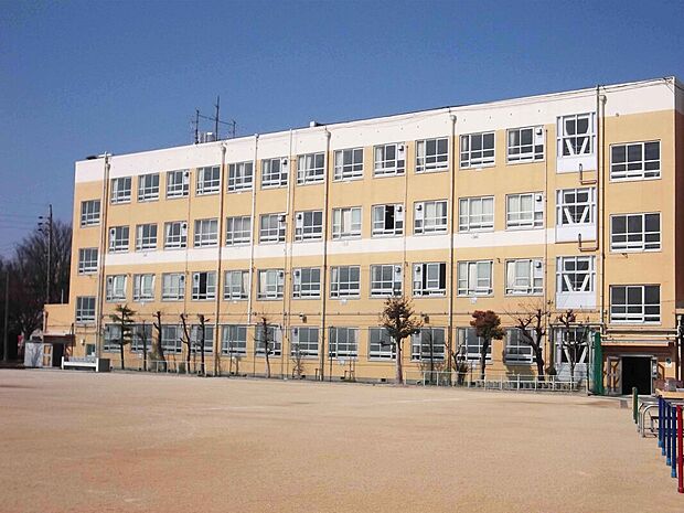 名古屋市立八幡小学校（約1,150m）