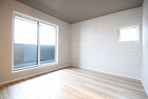 【主寝室　同仕様写真】■収納上手ウォークインクローゼット有り