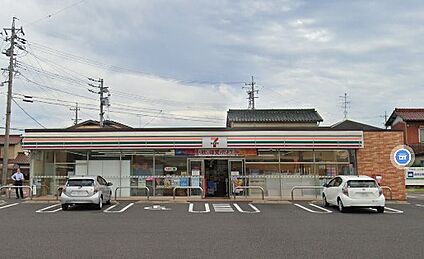 セブン-イレブン 扶桑高雄定松店 360m