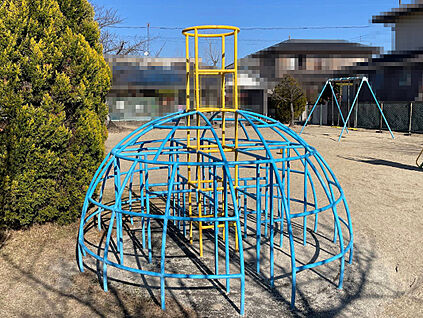 吉池団地西児童遊園 10ｍ(徒歩1分)