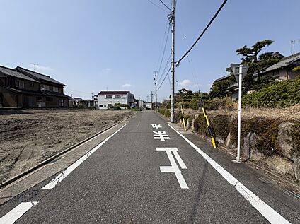 北側前面道路　
