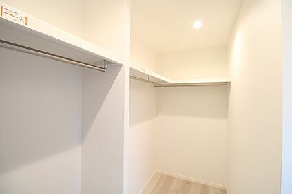 ウォークインクローゼット 同仕様