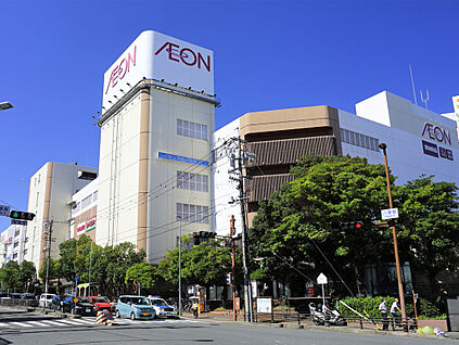 イオン八事店 2,800ｍ(車で約4分)