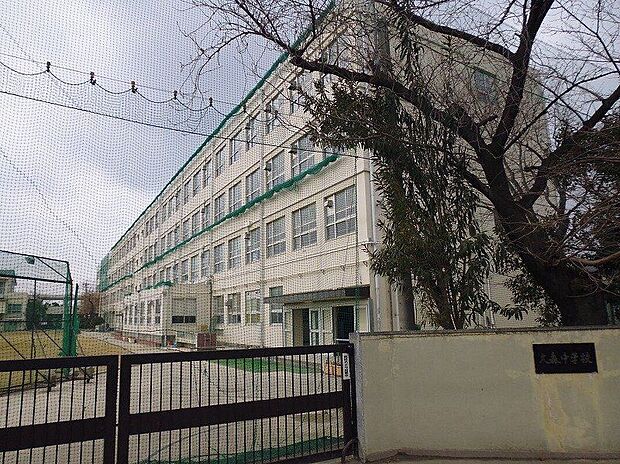 名古屋市立大森中学校(約1,530m)