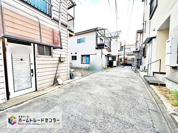 ≪見学予約ができます!≫
現地をご覧いただきながら、住まいの夢をお聞かせください。