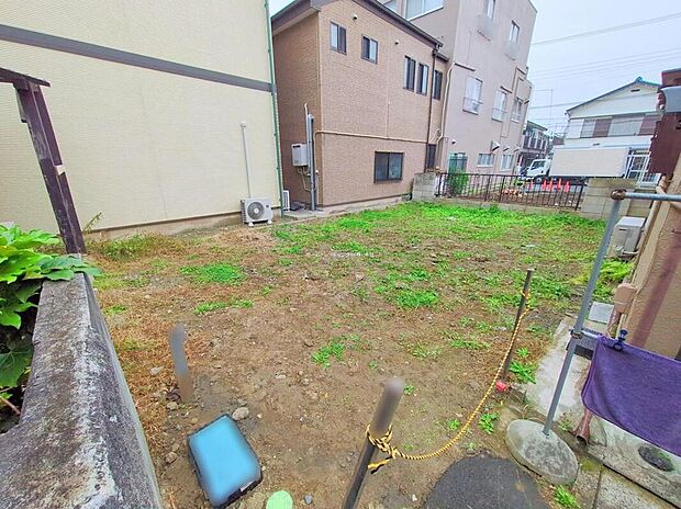 ≪内覧以外にも資金計画やライフプランに寄り添ったご提案をいたします♪≫
これから徐々に家の骨組みが出来上がっていきます。どんな家が建つのか楽しみですね♪