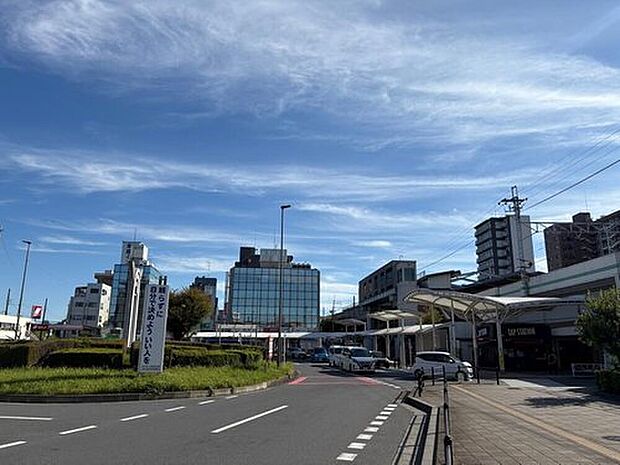 JR武蔵野線「三郷」駅徒歩10分！駅近は一生の財産です♪他にも、JR武蔵野線「新三郷」駅徒歩21分！つくばエクスプレス「三郷中央」駅からバスもあります！