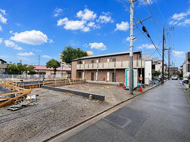 ≪見学予約可能！≫
児童遊園を望む自然を楽しめる暮らし！小学校まで徒歩10分。中学校まで徒歩7分。お子様の通学も安心の距離♪