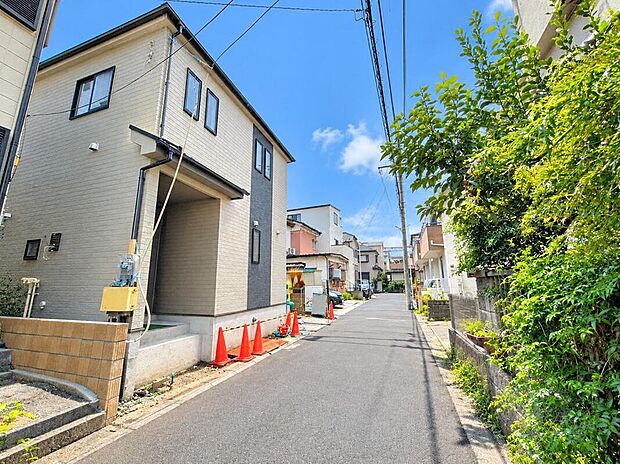 ≪内覧以外にも資金計画やライフプランに寄り添ったご提案をいたします♪≫
この街で・この家で暮らしたいと思わせる理由を是非現地でお確かめ下さい!
