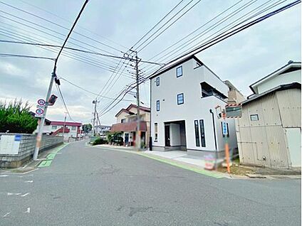 前面道路含む現地写真