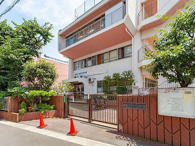 南新宿保育園(約350m)