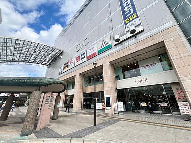 草加マルイ（約2,300m）