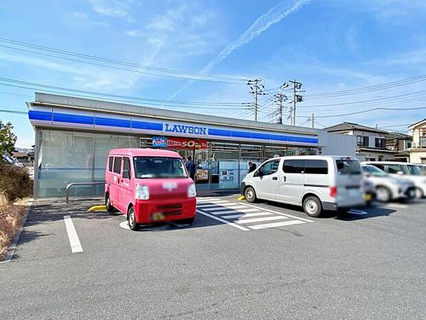 ローソン三郷西インター店(約240m)