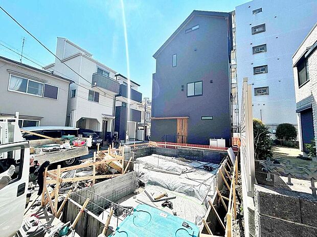 【現地外観写真】(2026.04撮影)大切な住まいだからこそ、街並みの雰囲気や周辺環境の安心感を、ぜひ現地でご体感ください!